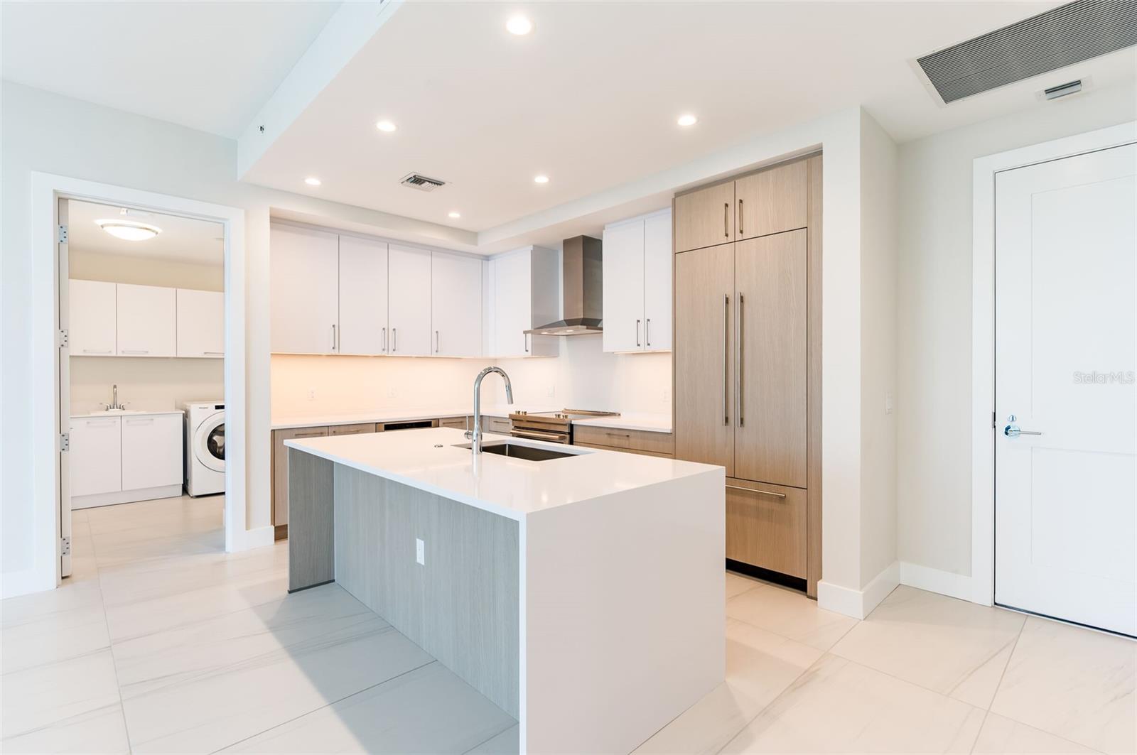 275 1ST AVENUE SOUTH #2208 — photo 3