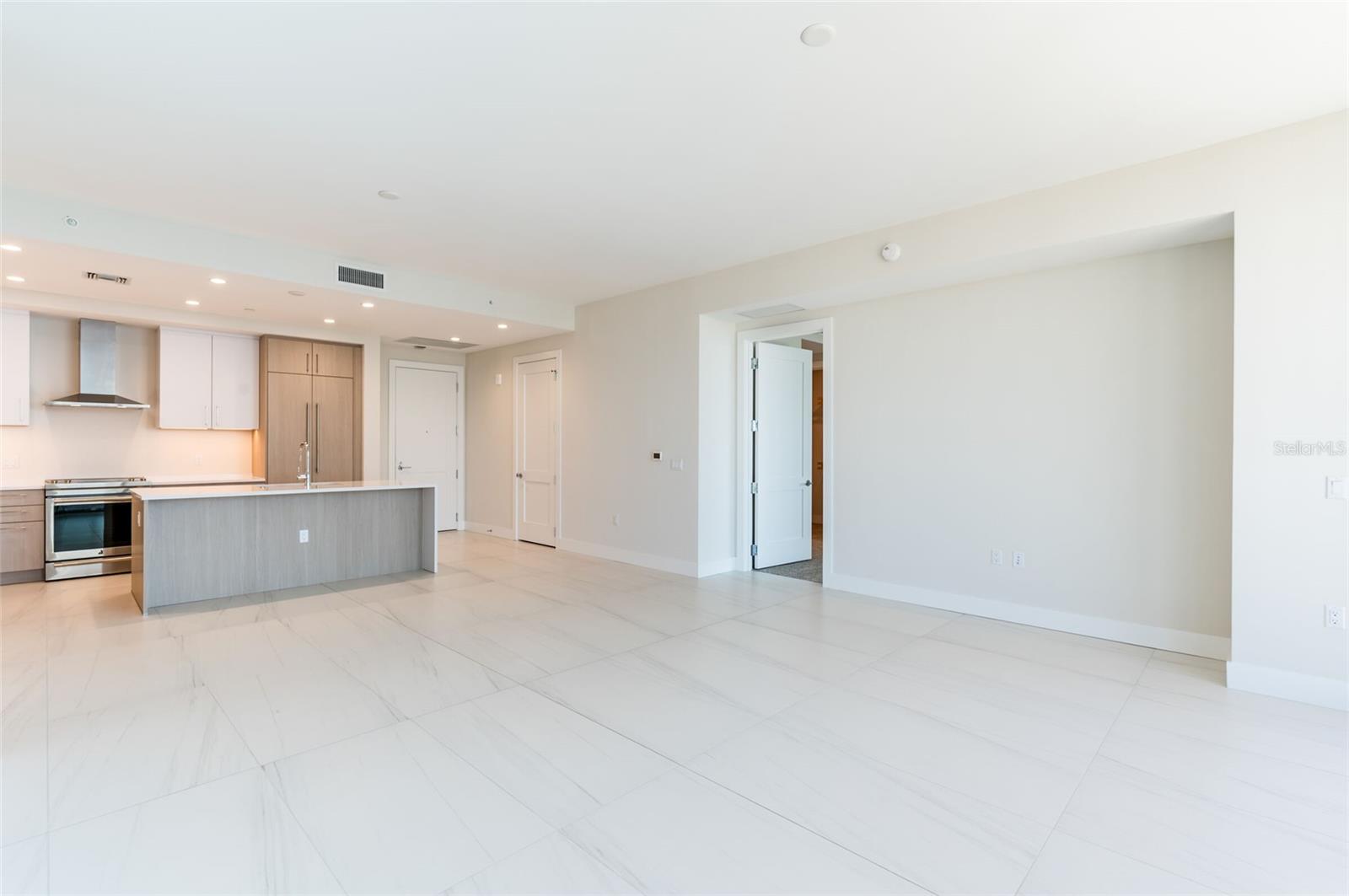275 1ST AVENUE SOUTH #2208 — photo 15
