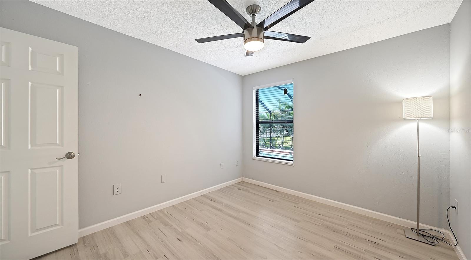 5744 AUGUSTA CIR — photo 36