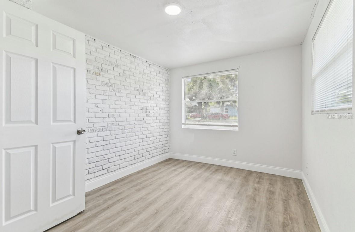 1807 E BOUGAINVILLEA AVE — photo 8