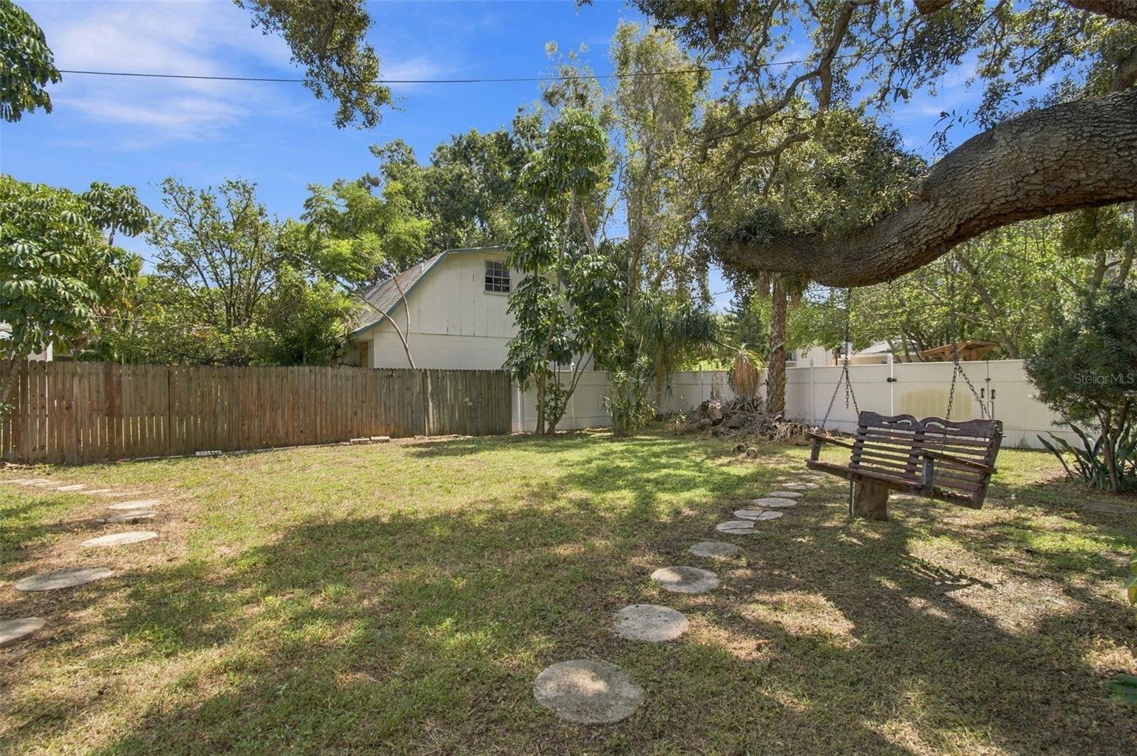 4214 W NORTH B ST — photo 18