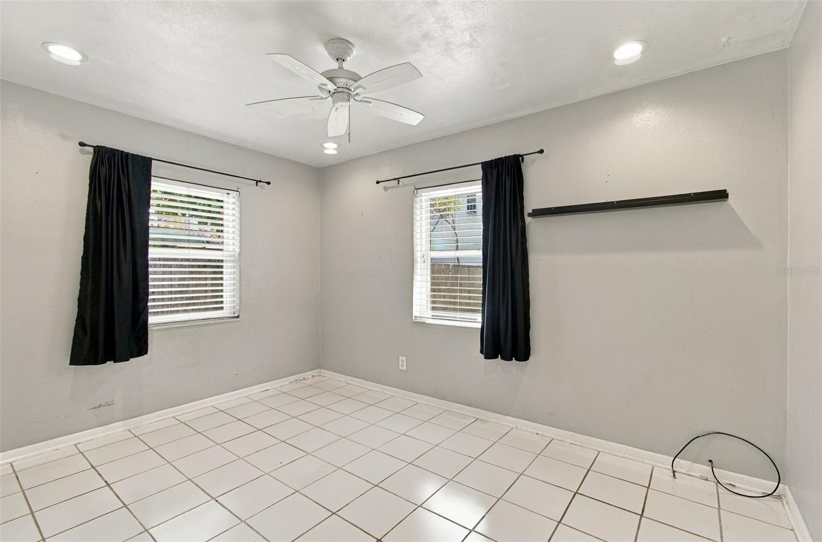 4214 W NORTH B ST — photo 15