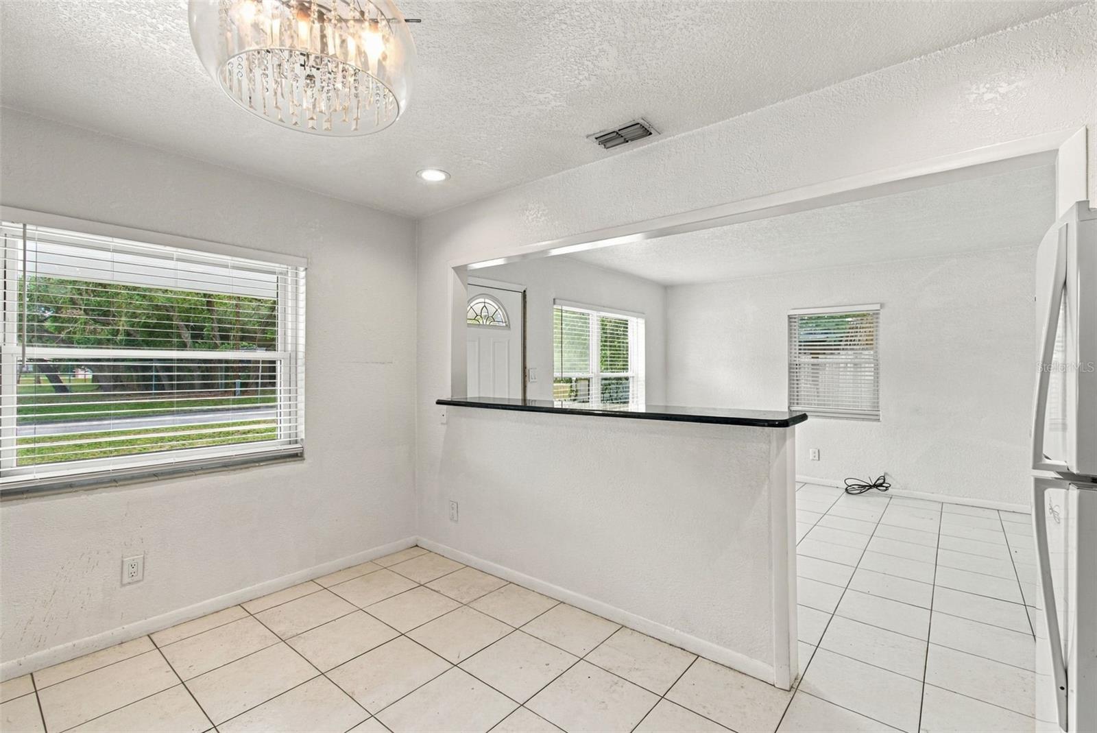 4214 W NORTH B ST — photo 10