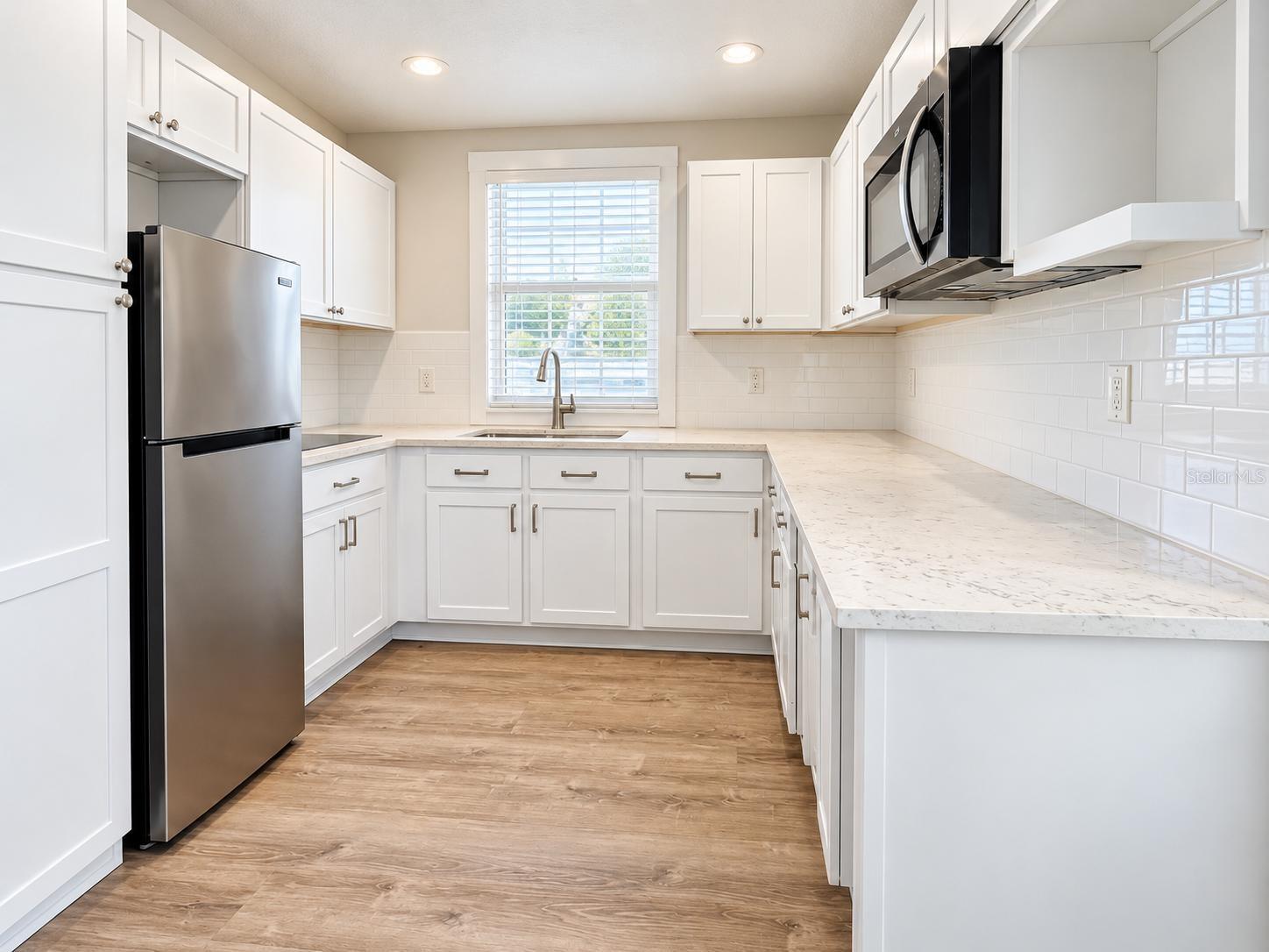 8512 SUNBEAM LN — photo 62