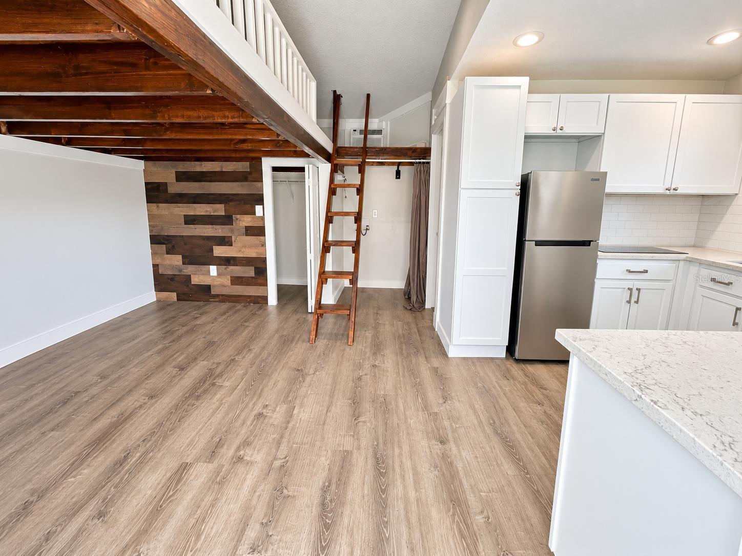 8512 SUNBEAM LN — photo 59