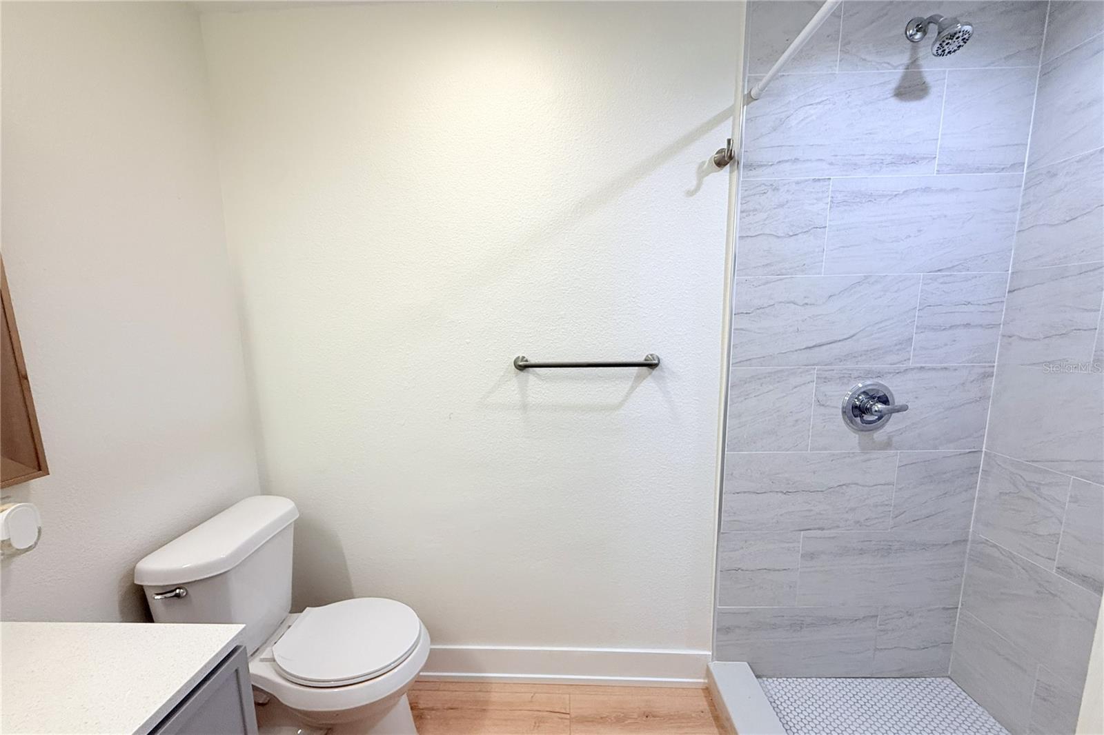 8512 SUNBEAM LN — photo 36