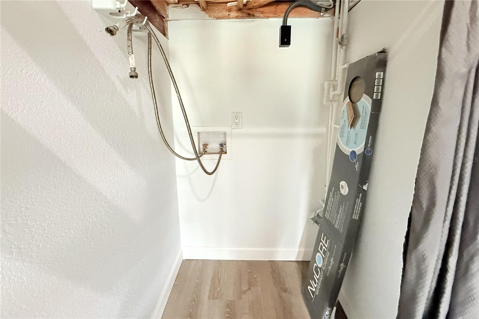 8512 SUNBEAM LN — photo 66