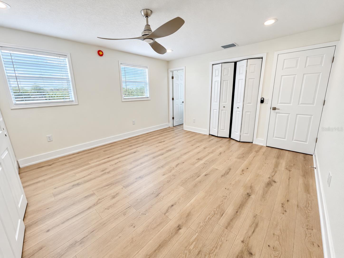 8512 SUNBEAM LN — photo 27