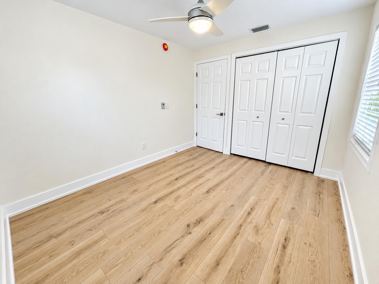 8512 SUNBEAM LN — photo 29