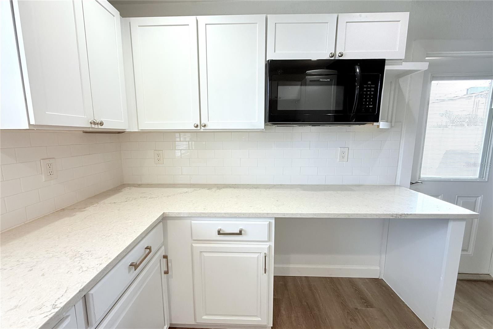 8512 SUNBEAM LN — photo 63