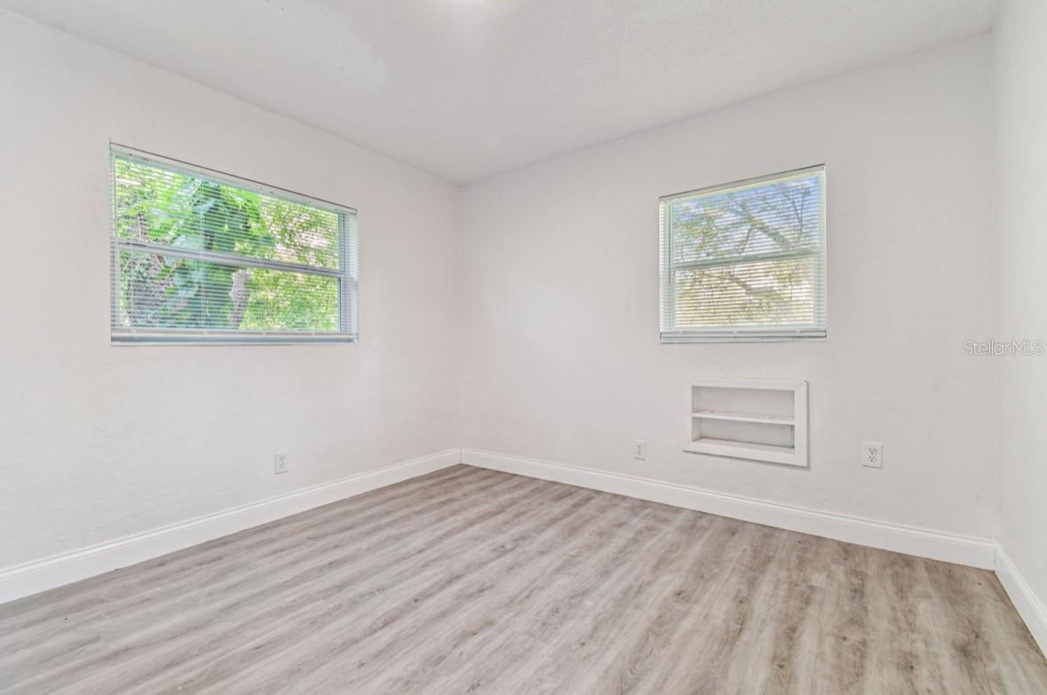 1807 E BOUGAINVILLEA AVE — photo 15