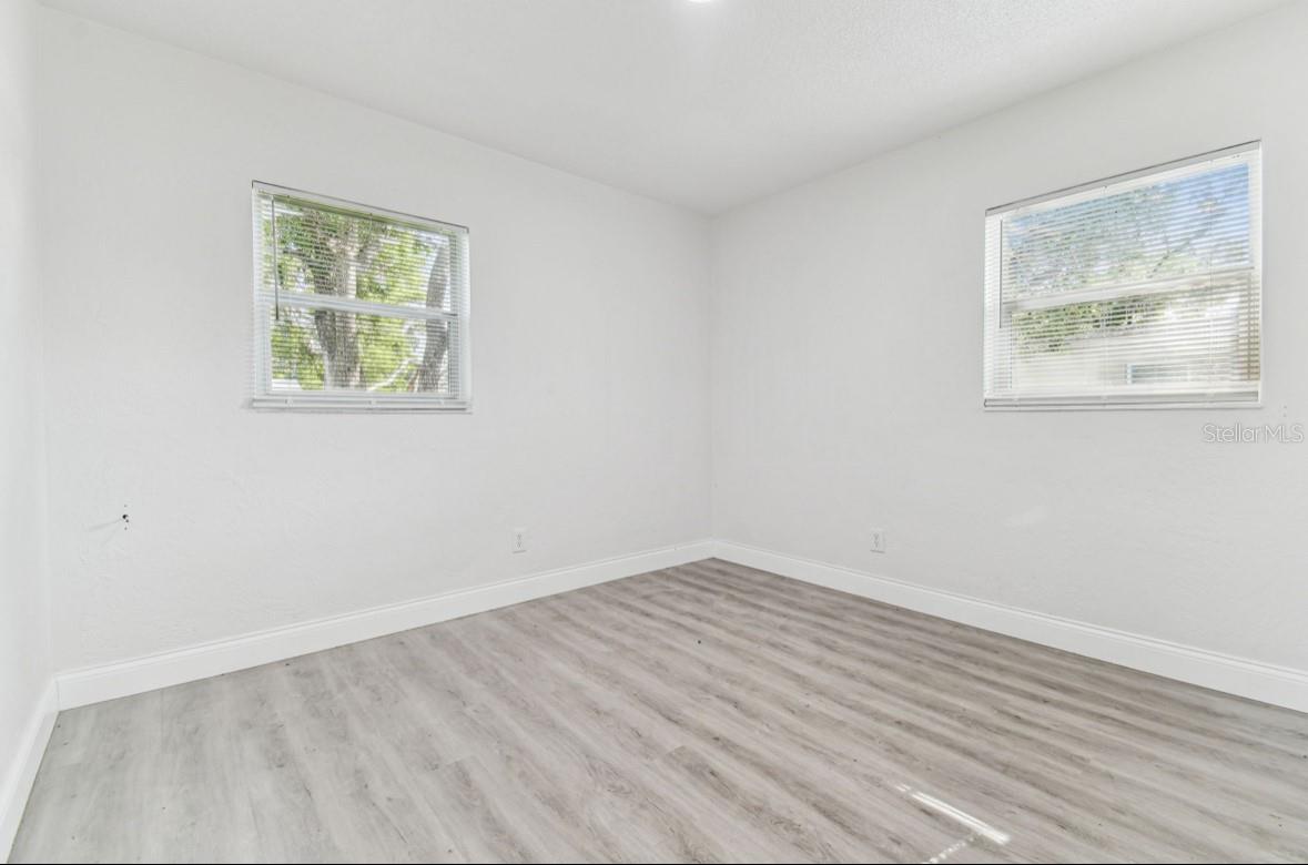 1807 E BOUGAINVILLEA AVE — photo 19