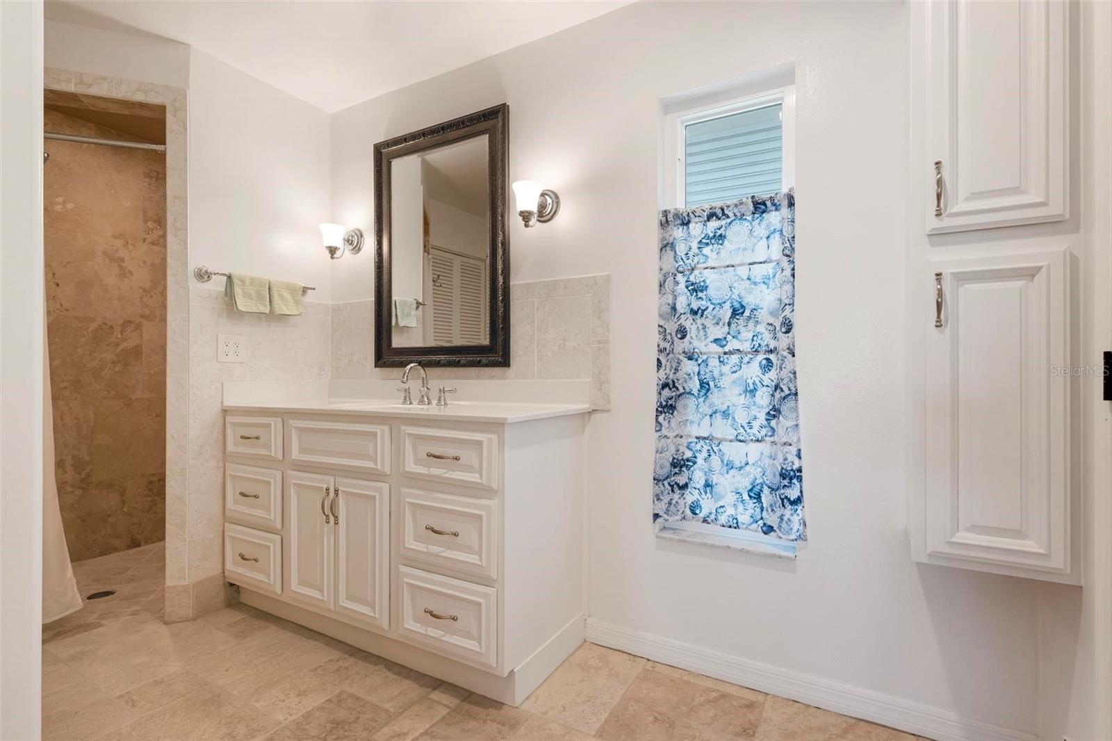 903 PINEHURST LN — photo 23