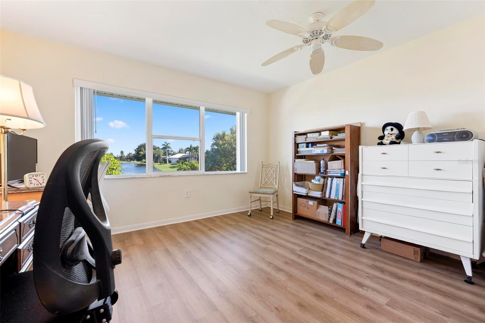 903 PINEHURST LN — photo 37