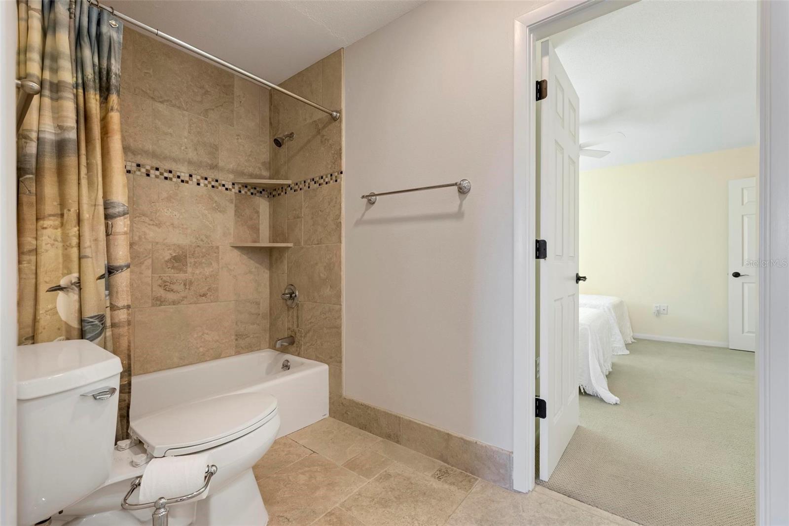 903 PINEHURST LN — photo 41