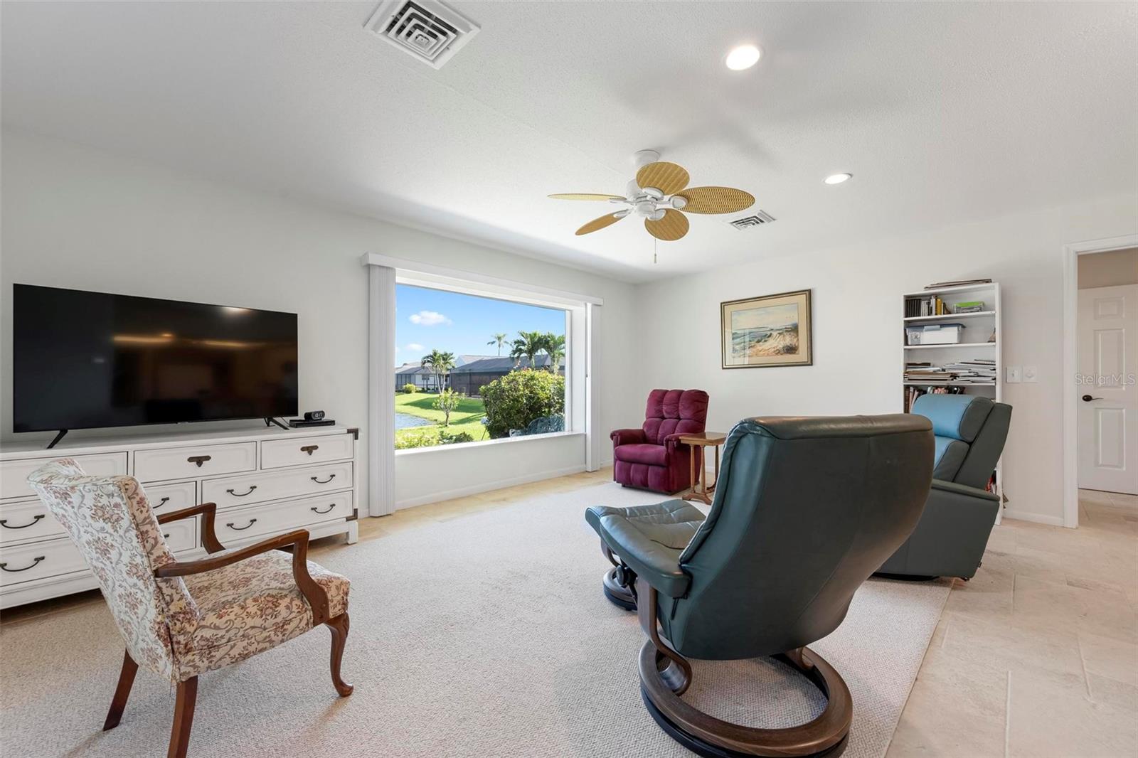 903 PINEHURST LN — photo 25