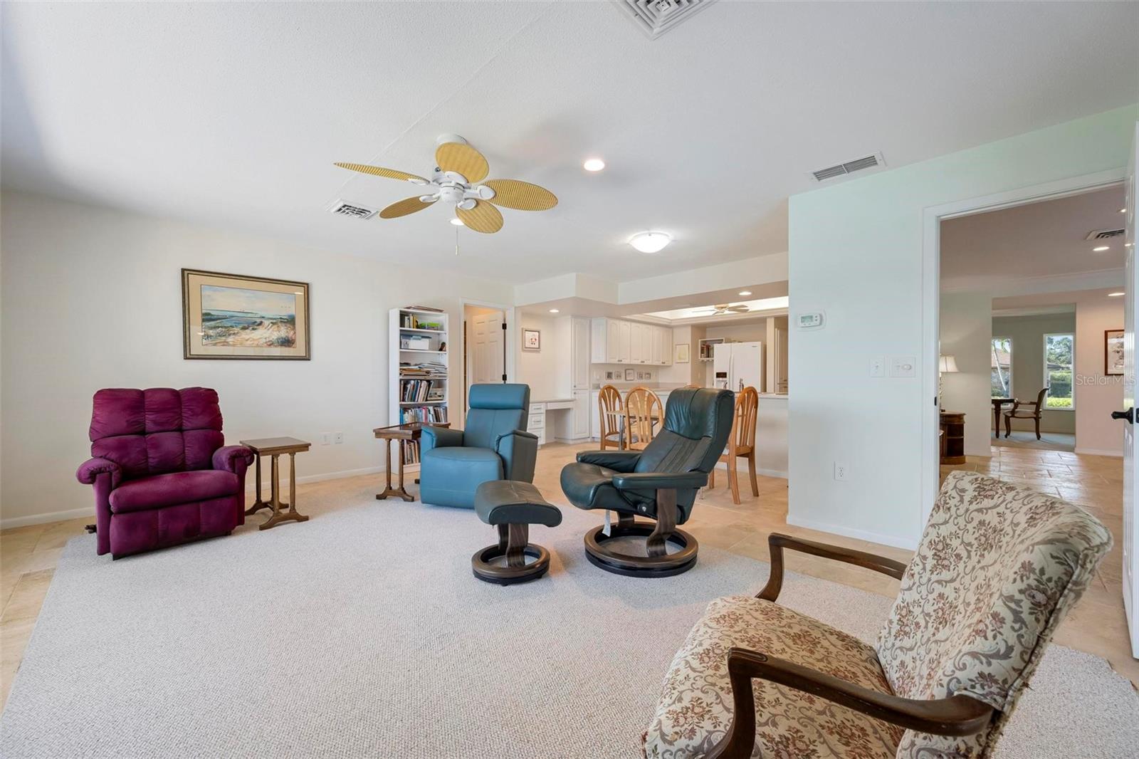 903 PINEHURST LN — photo 31