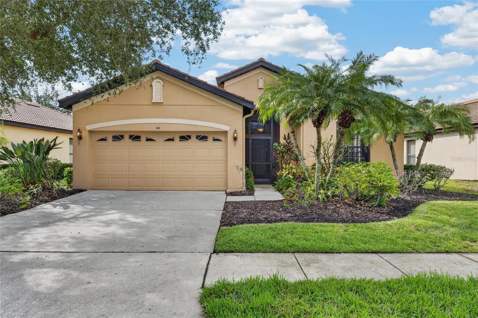 144 SILVER FALLS DR — photo 11