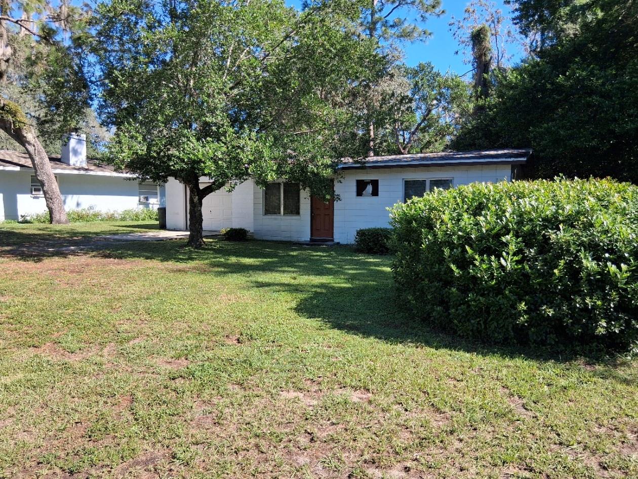 10052 LAKE DR — photo 3