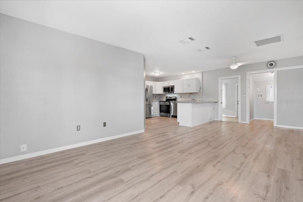 5520 KENWOOD DR — photo 6