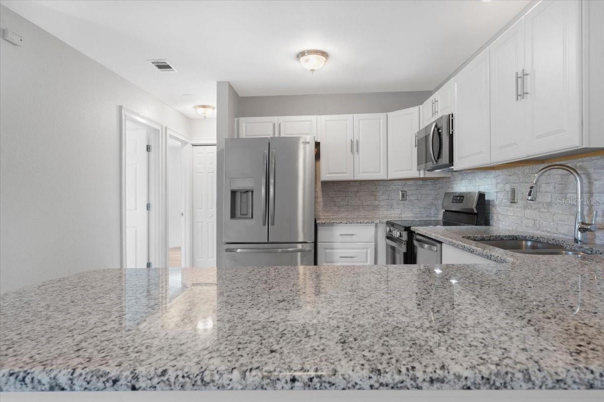 5520 KENWOOD DR — photo 13