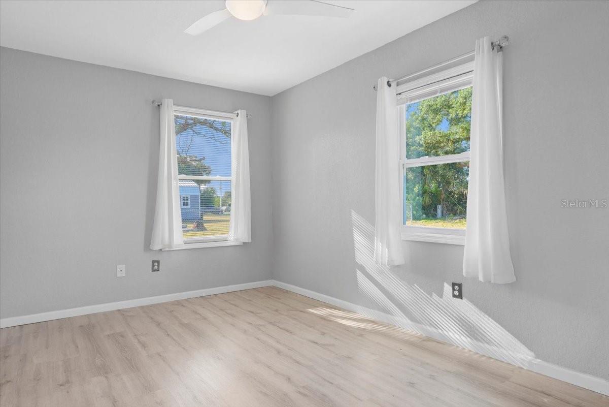5520 KENWOOD DR — photo 15