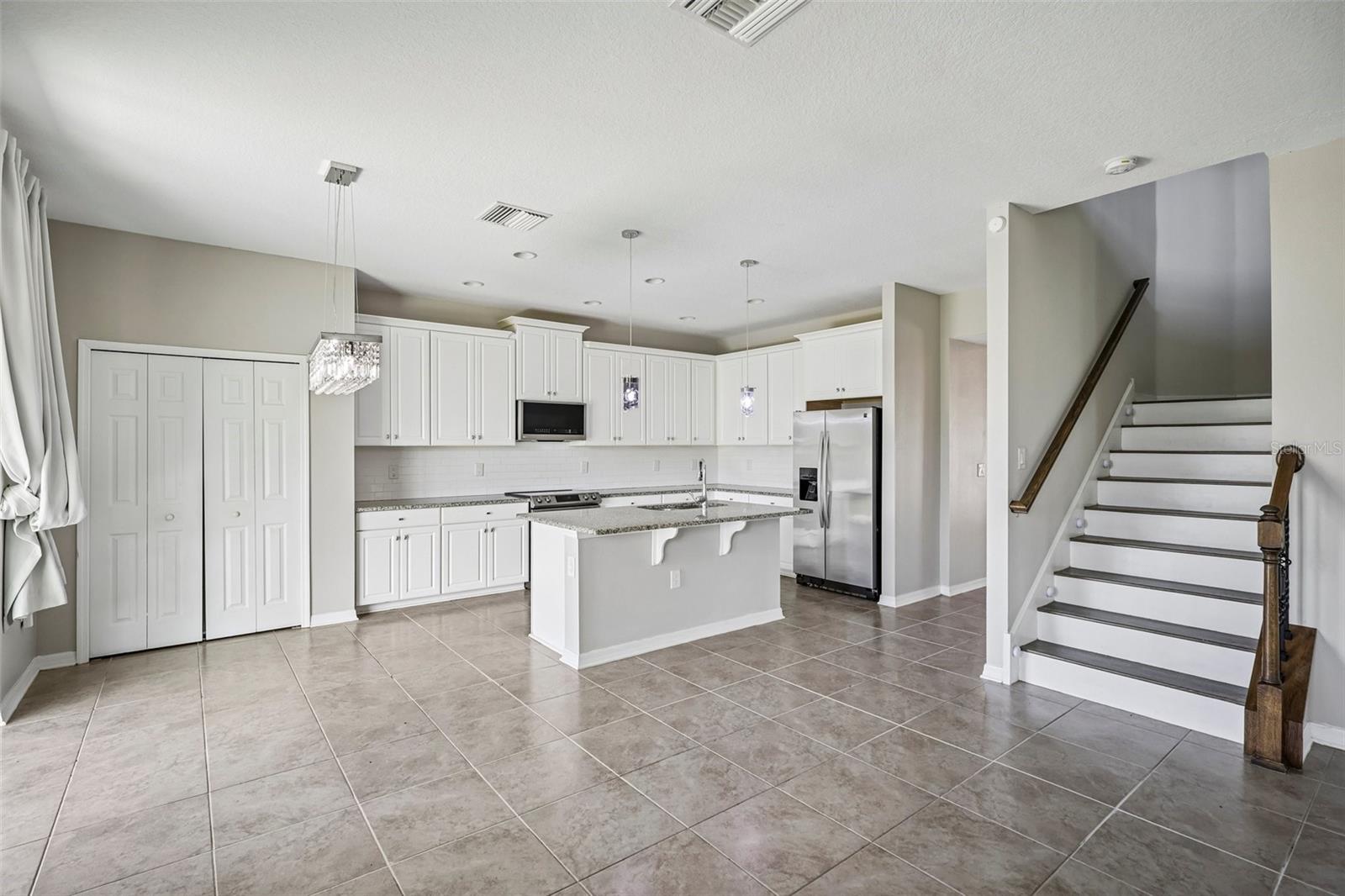 18576 OBREGAN DR — photo 10
