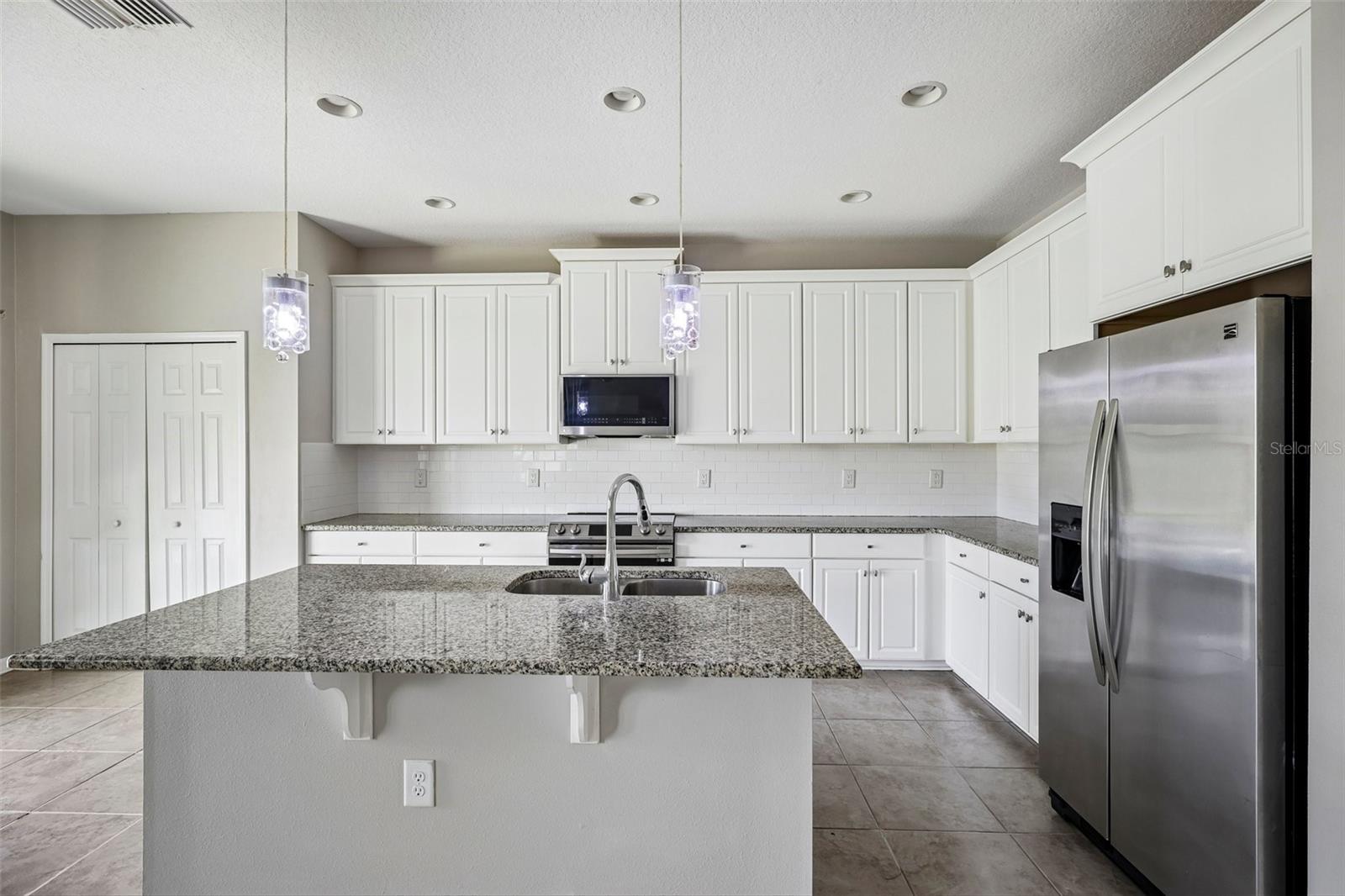 18576 OBREGAN DR — photo 12
