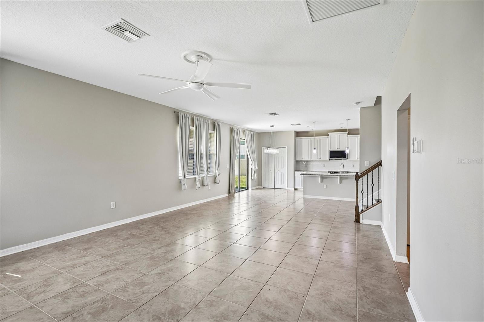 18576 OBREGAN DR — photo 8