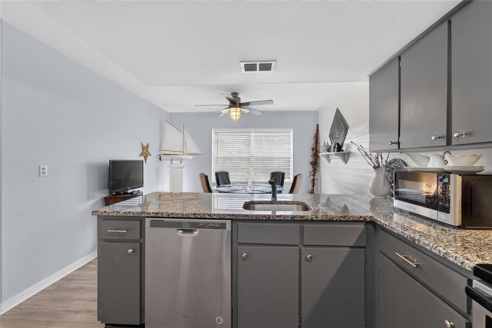 1607 HOVINGTON CIR #229 — photo 17