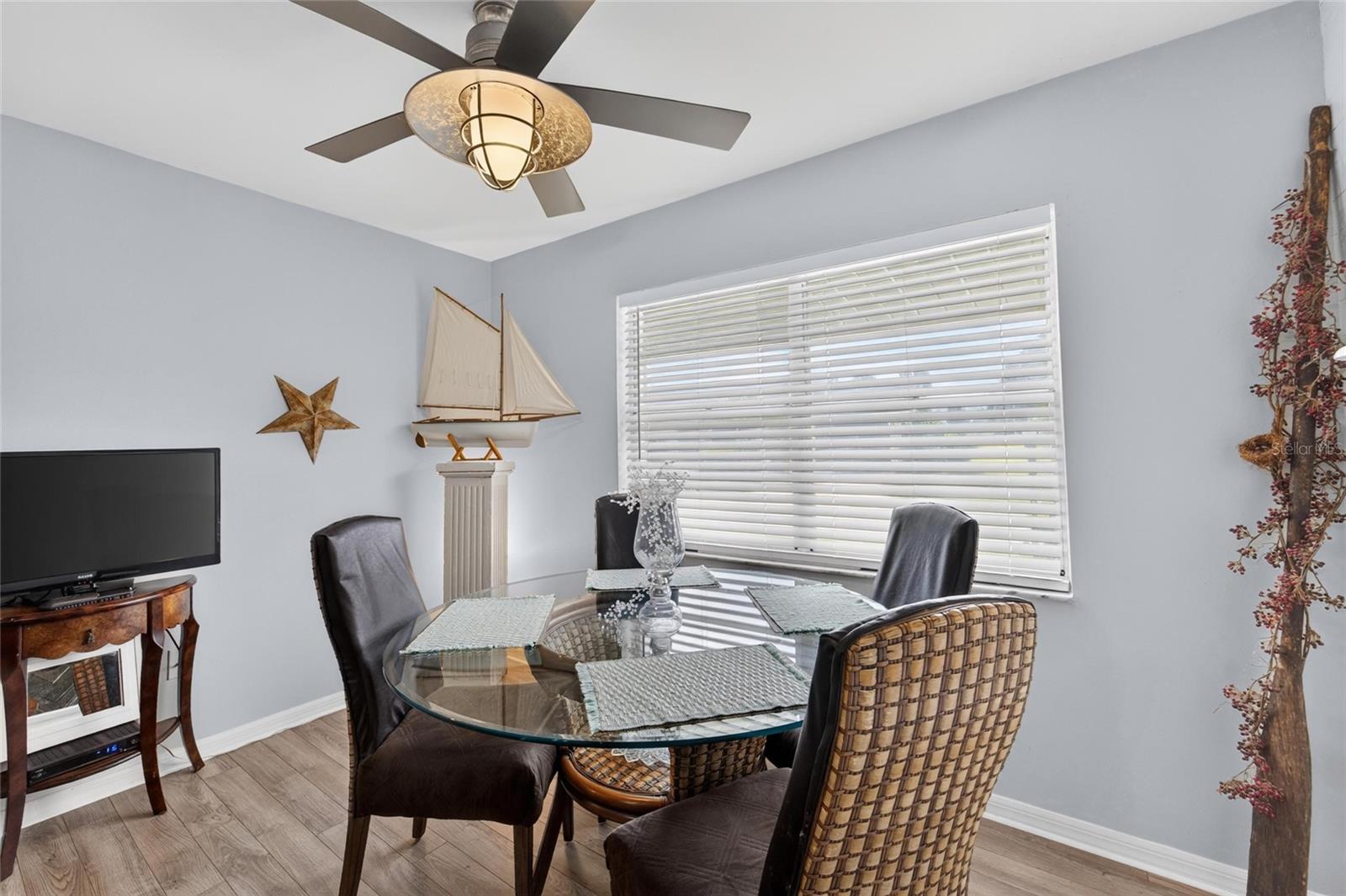 1607 HOVINGTON CIR #229 — photo 24