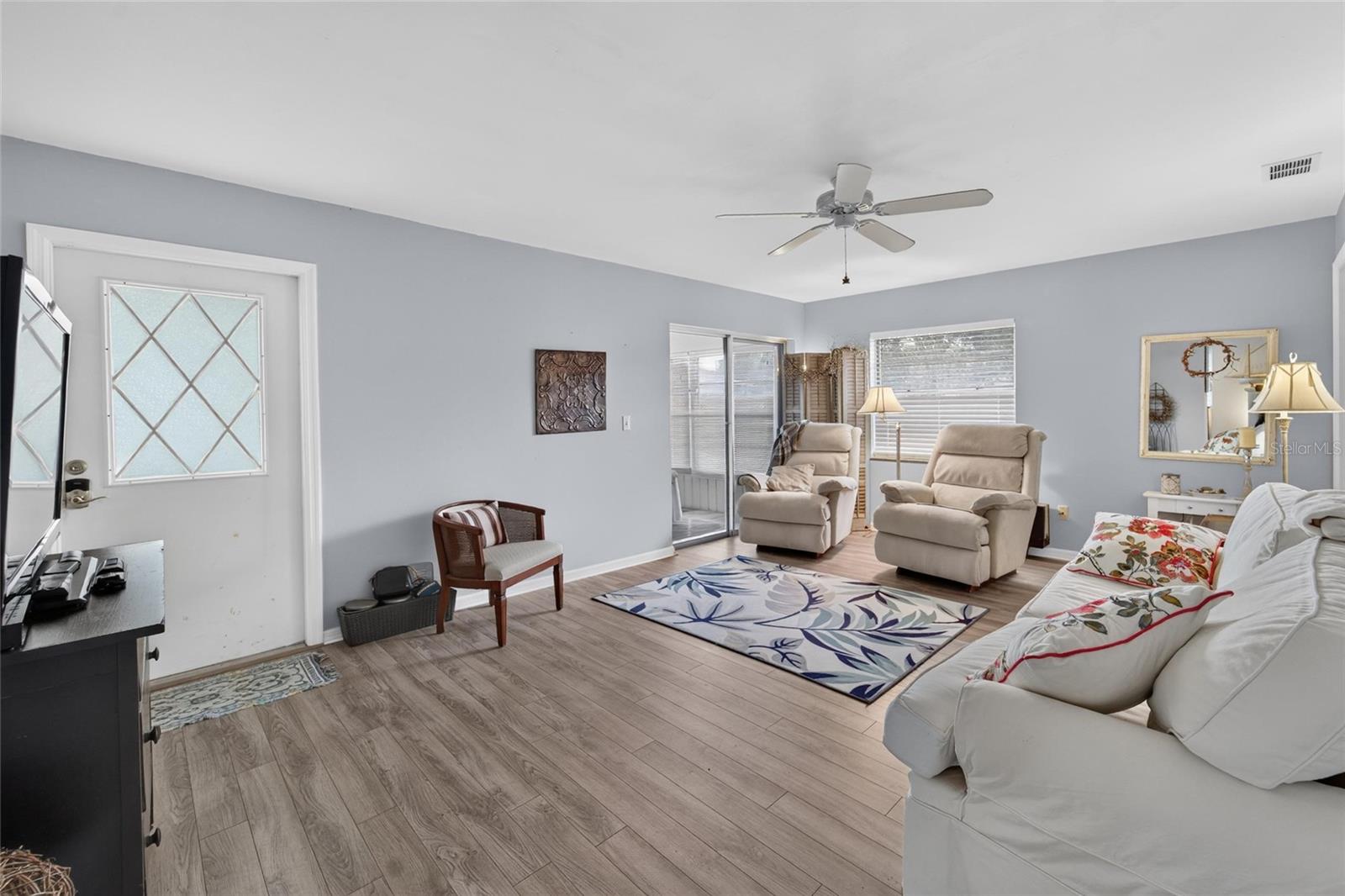 1607 HOVINGTON CIR #229 — photo 7