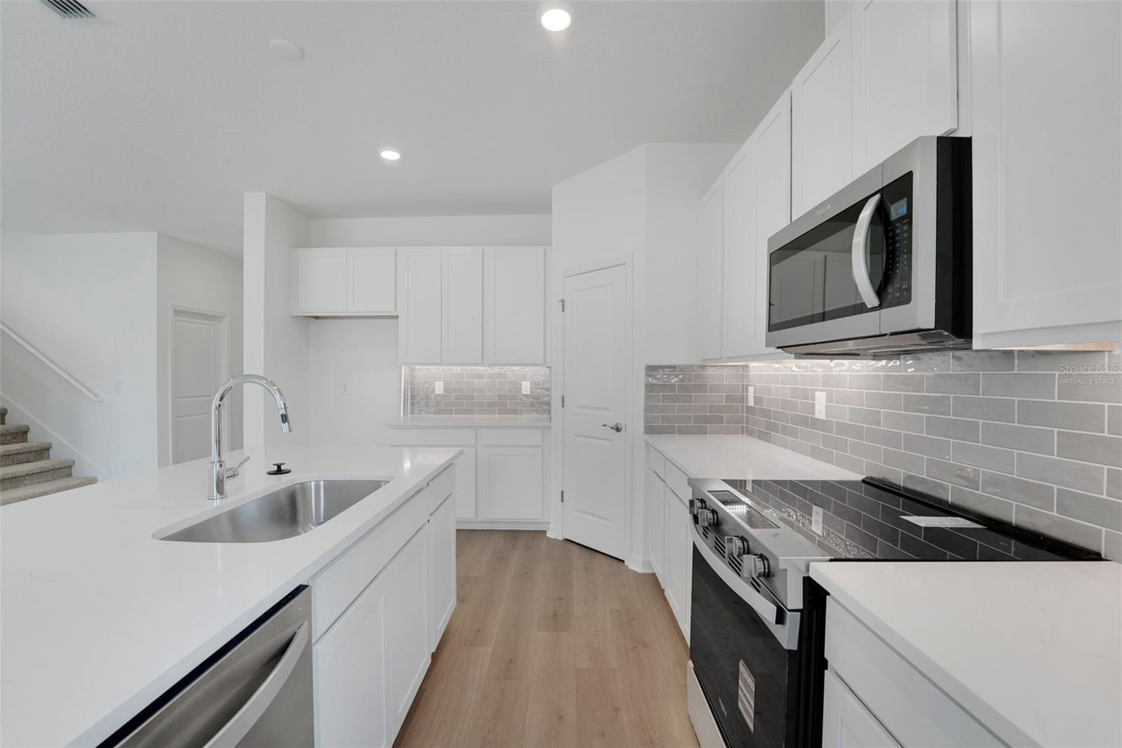 35228 TUSCAN HILL RD — photo 8