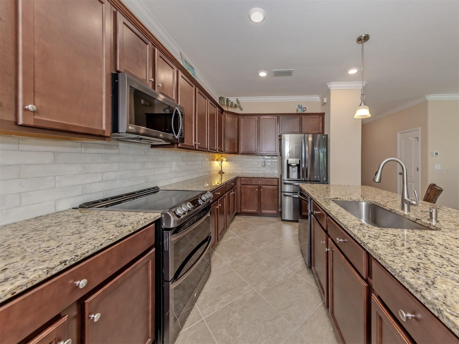20680 TRATTORIA LOOP — photo 16