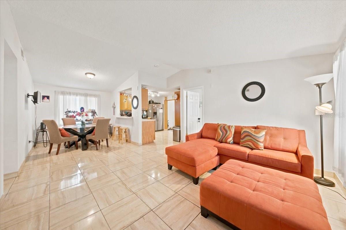 9110 BAYMEADOW CT — photo 2