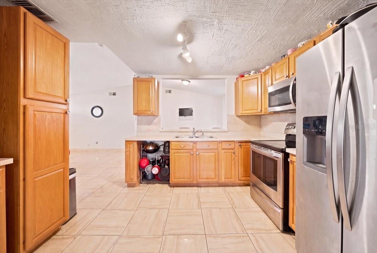 9110 BAYMEADOW CT — photo 14