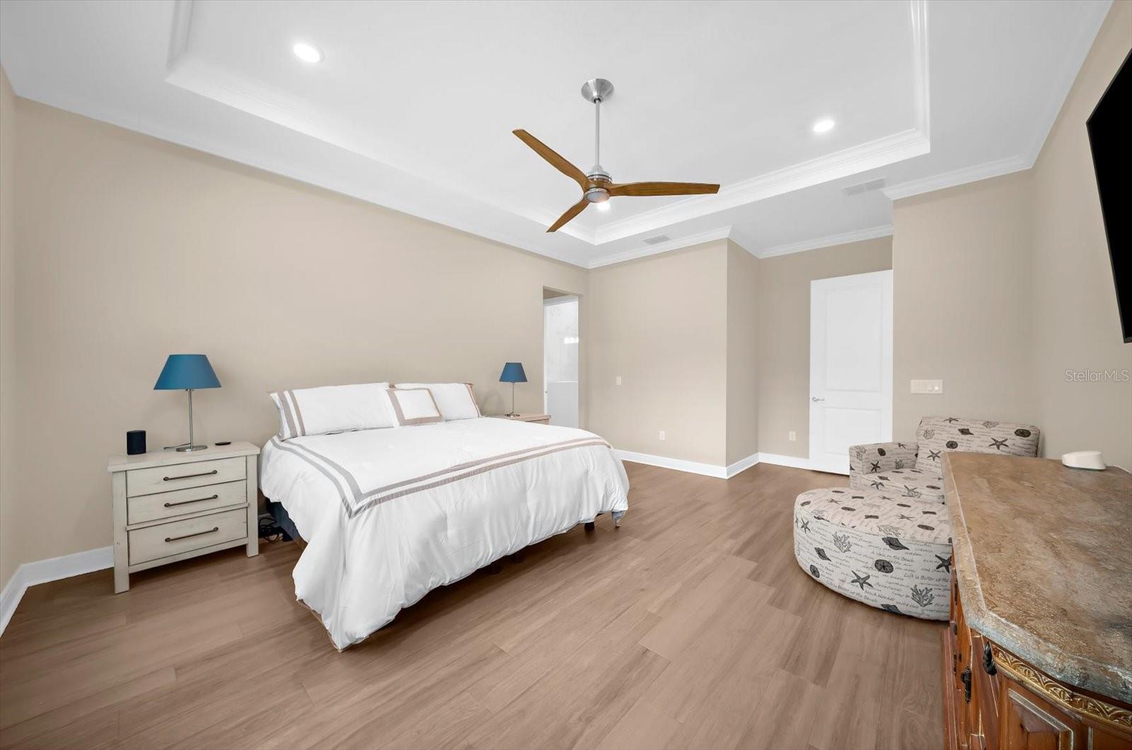10716 SARATOGA PL — photo 41