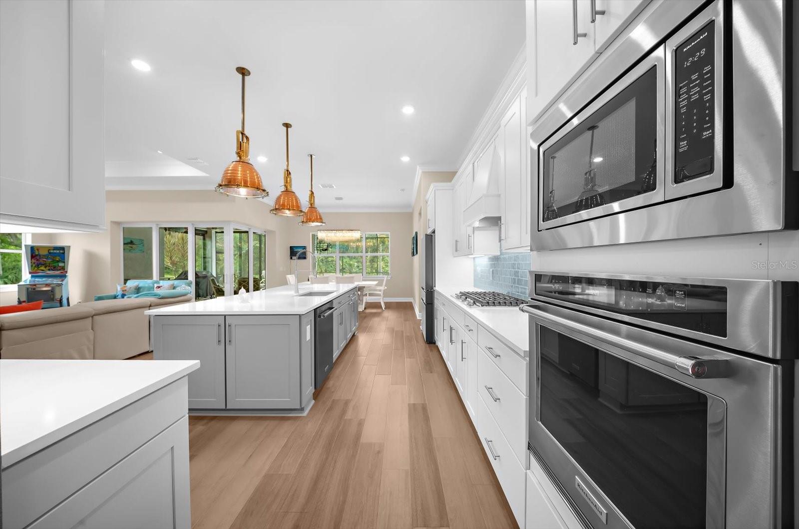 10716 SARATOGA PL — photo 32