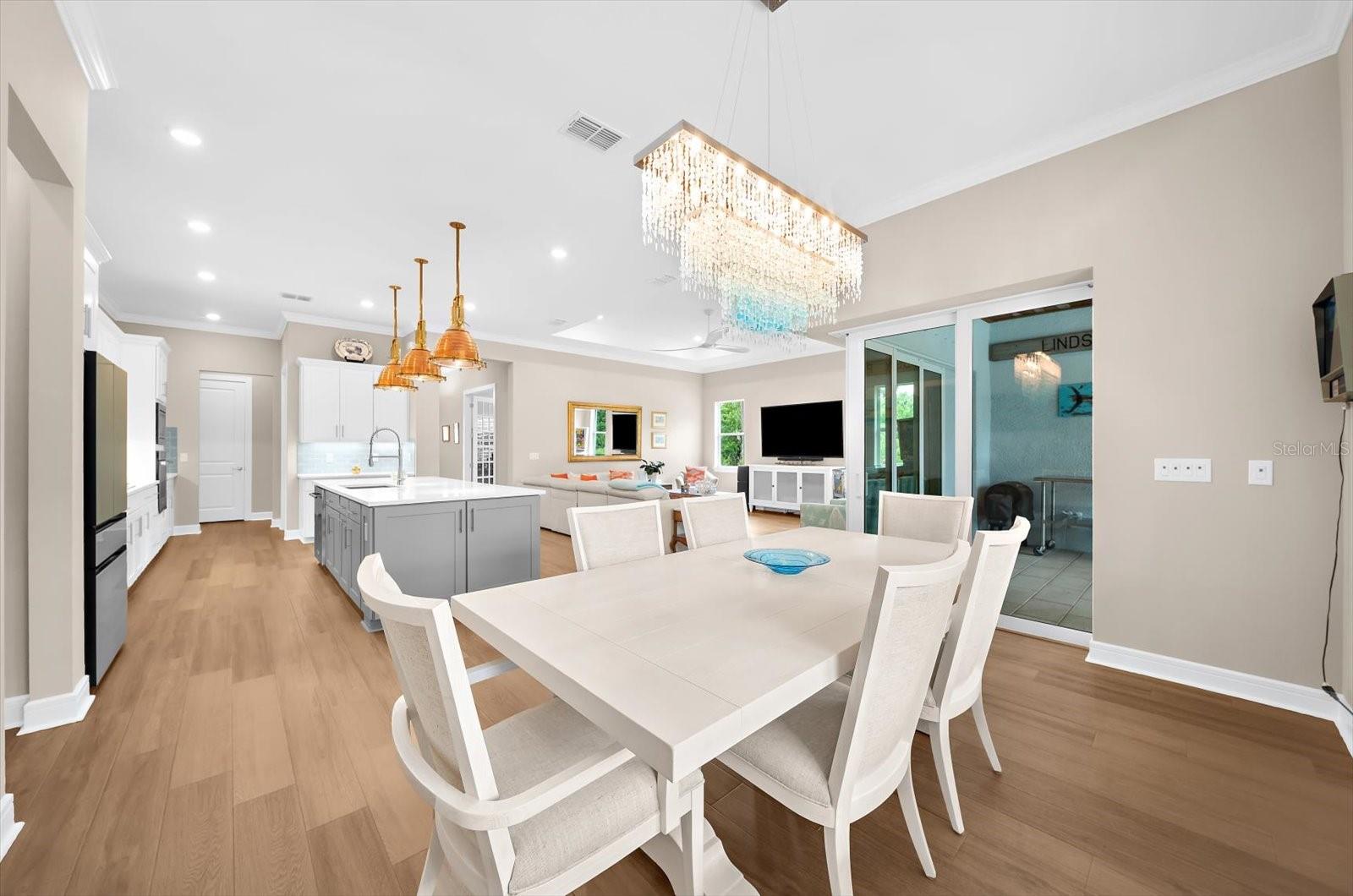 10716 SARATOGA PL — photo 37