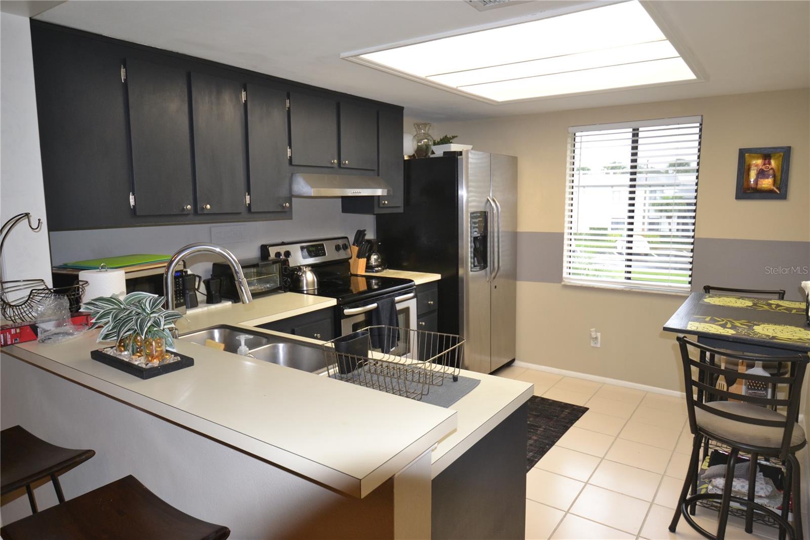 278 CYPRESS LN — photo 36