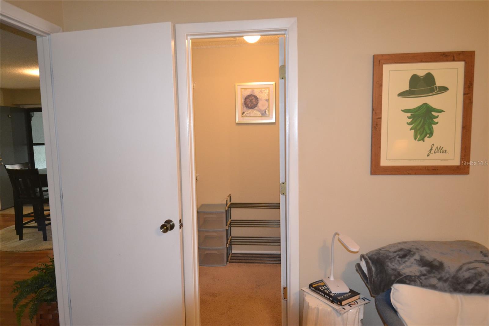 278 CYPRESS LN — photo 24