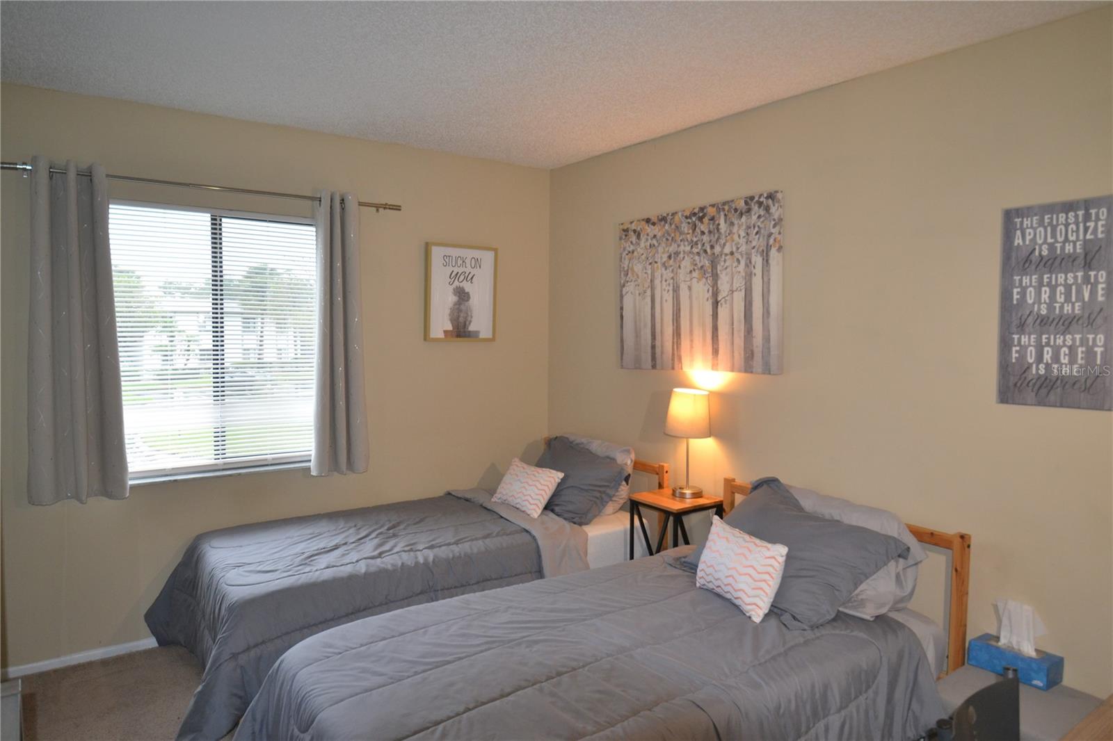 278 CYPRESS LN — photo 29