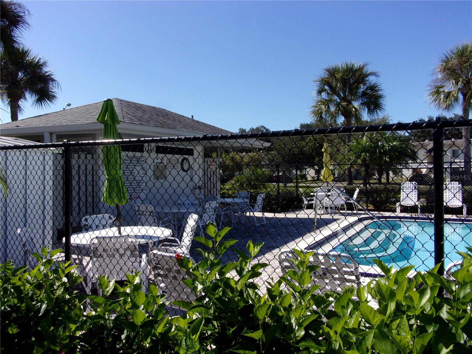 278 CYPRESS LN — photo 8