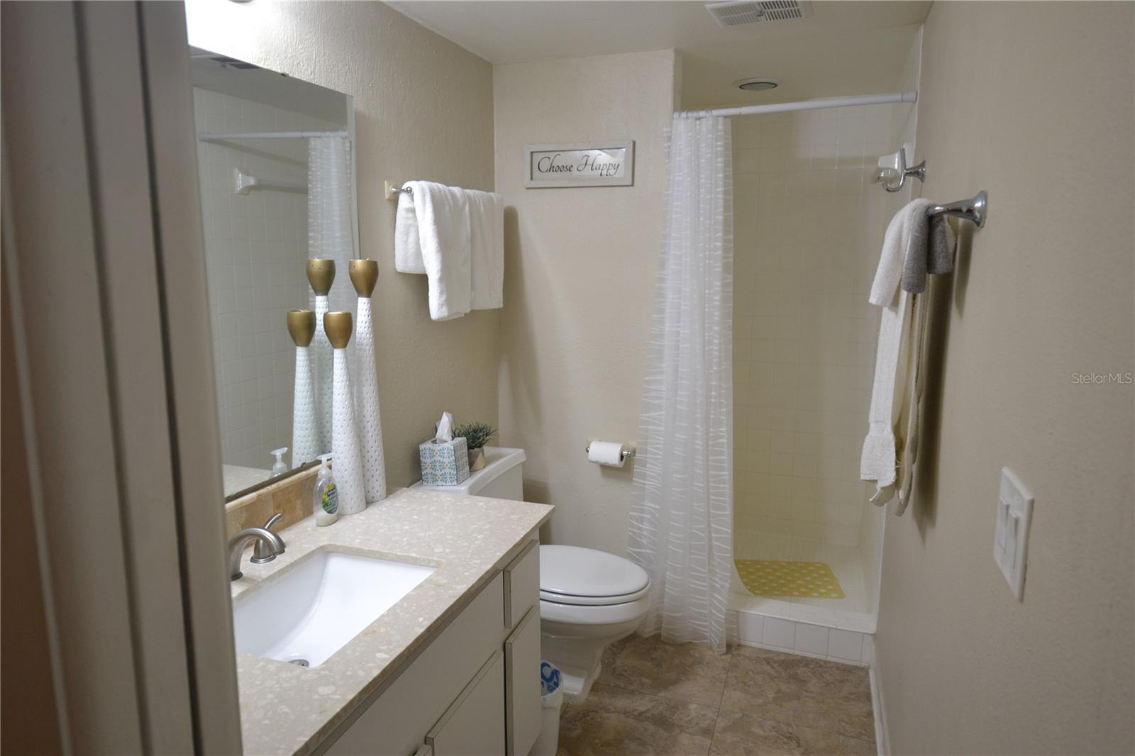 278 CYPRESS LN — photo 28