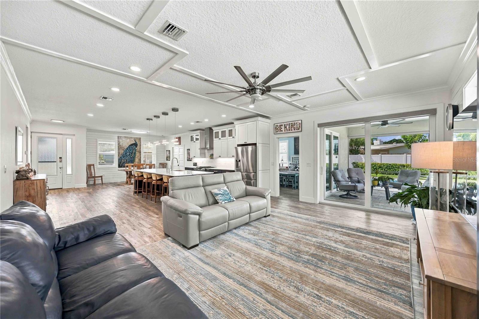 432 W GATE DR — photo 8