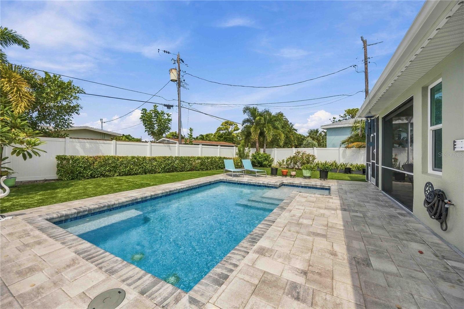432 W GATE DR — photo 46