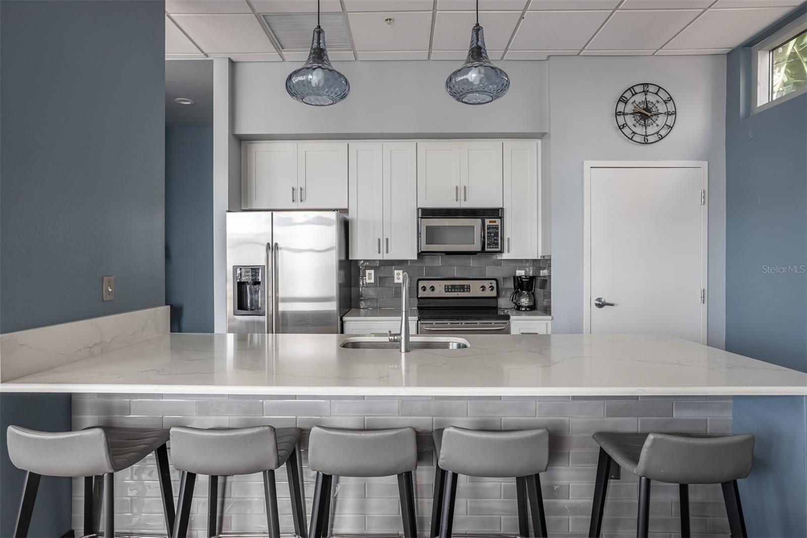 1208 E KENNEDY BLVD #518 — photo 38
