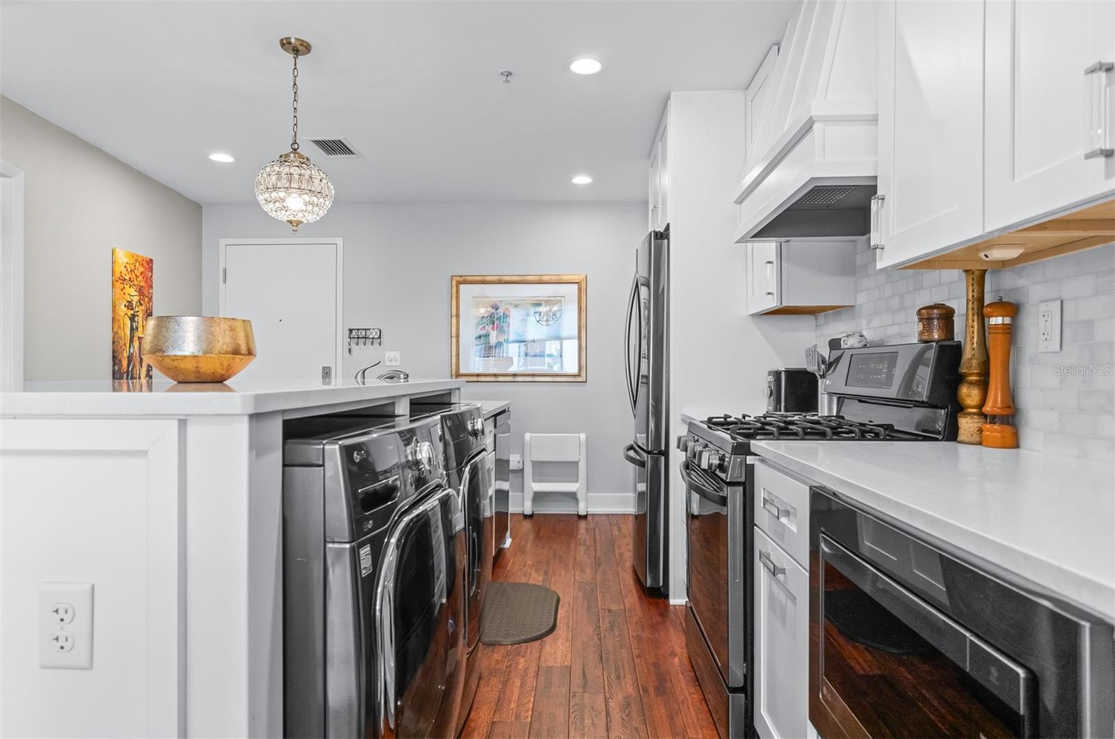 1208 E KENNEDY BLVD #518 — photo 16
