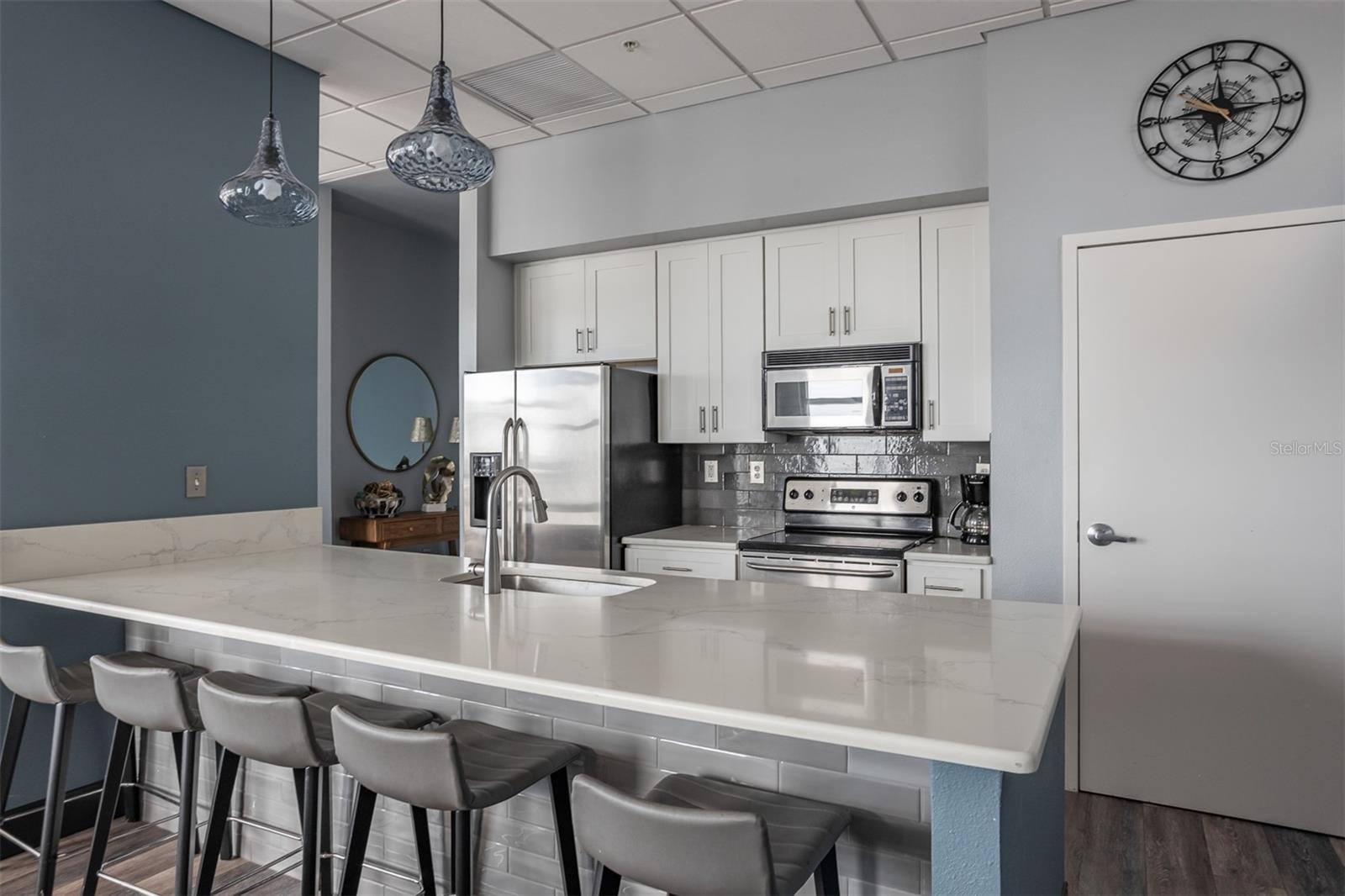1208 E KENNEDY BLVD #518 — photo 39