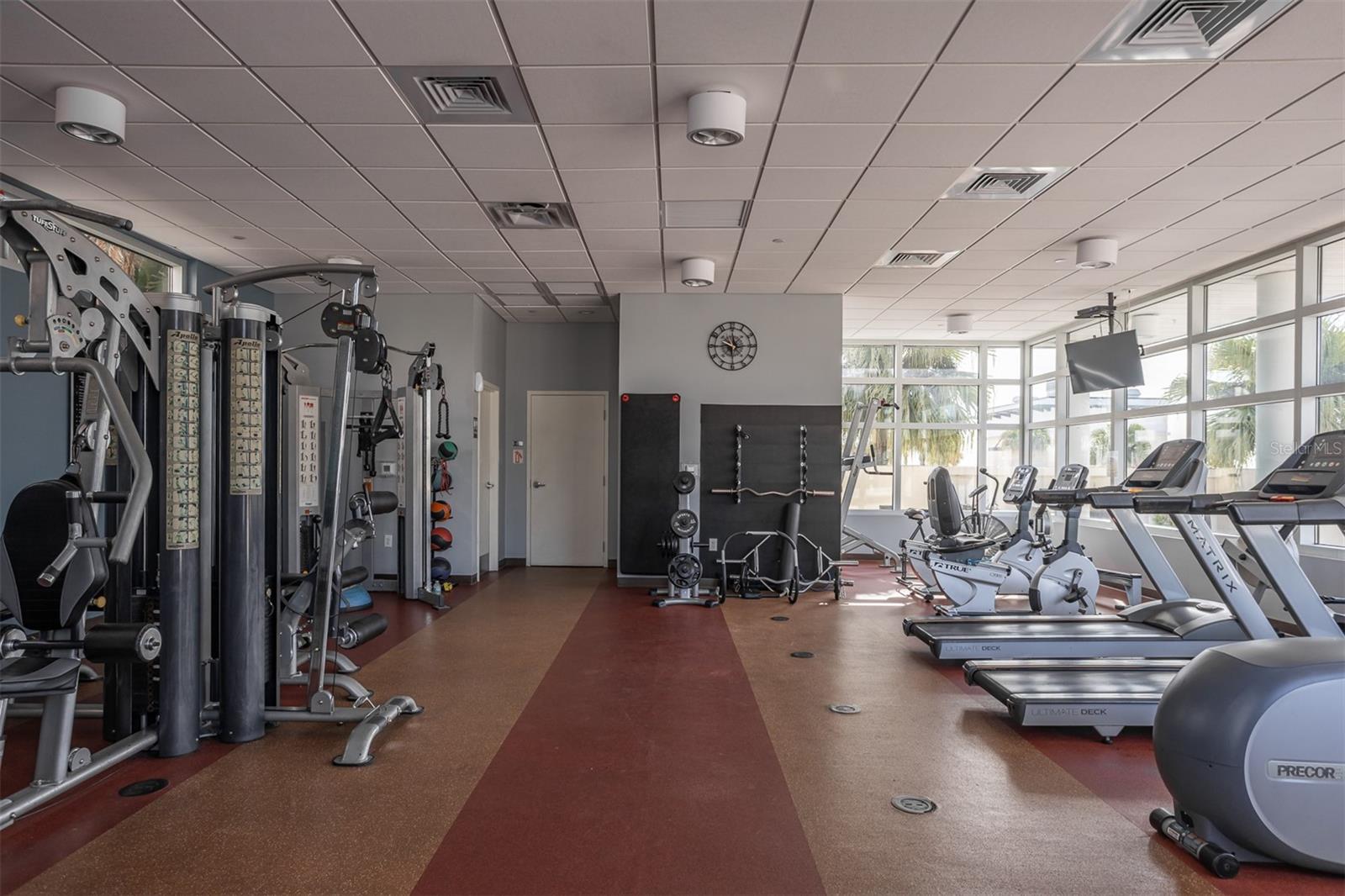 1208 E KENNEDY BLVD #518 — photo 44